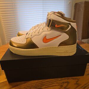 Nike Air Force 1 Mid / New / 9